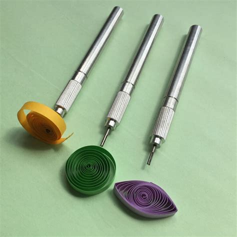 slotted quilling tool Array